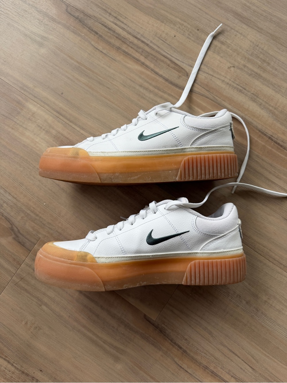 Nike Court Legacy Lift White Vintage Green Gum - Picture 3 of 7